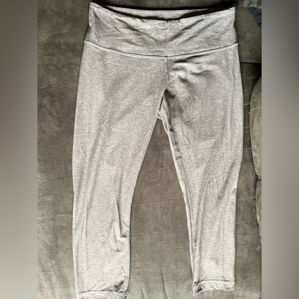 Lululemon Wunder Under LR crop